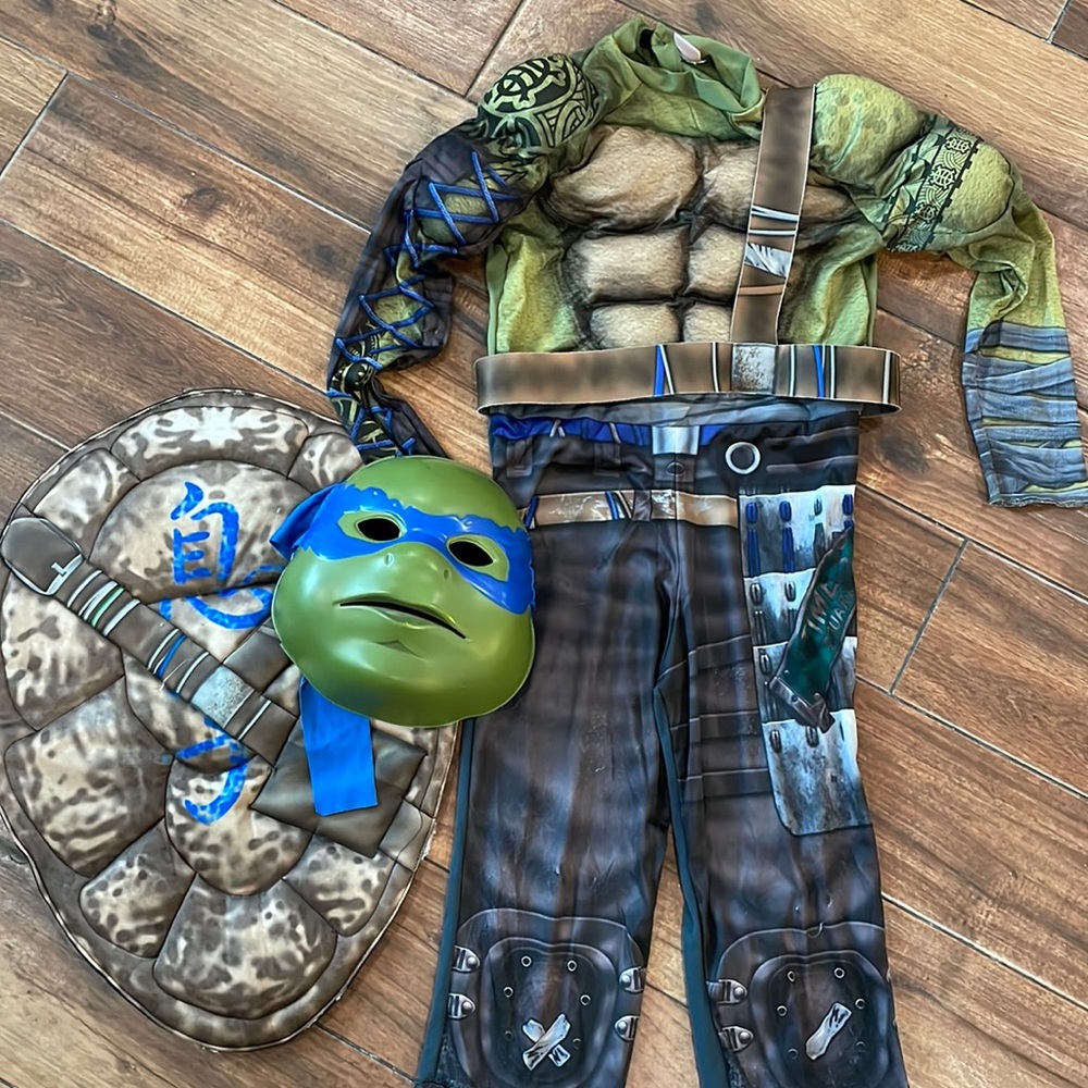 TMNT LEO costume